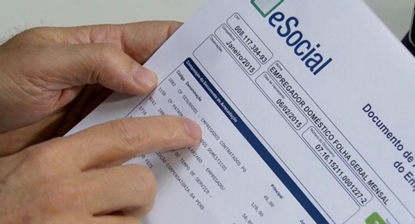 São duas guias distintas e devem ser impressas no portal do eSocial (Foto Agência Brasil)